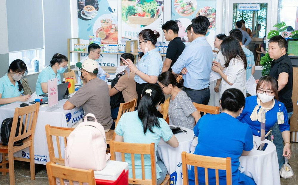 Bệnh viện Đa khoa Quốc tế Nam Sài Gòn tiếp nhận hơn 150 đơn vị máu - ảnh 1