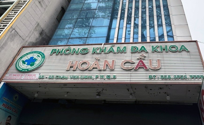 Nhiều phòng khám thuộc “danh sách đen” vẫn “móc túi” người bệnh - ảnh 1