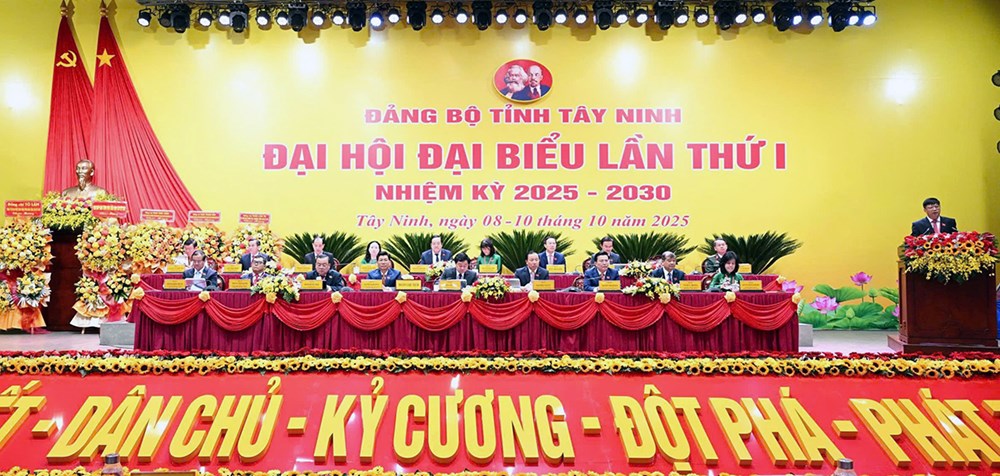 Tây Ninh phát huy truyền thống “trung dũng, kiên cường”, đột phá trong kỷ nguyên mới - ảnh 1