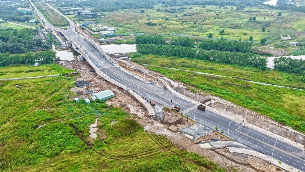 Toàn cảnh tuyến đường Liên Phường sắp thông xe, mở ra mạch giao thông chiến lược cho khu Đông - ảnh 2