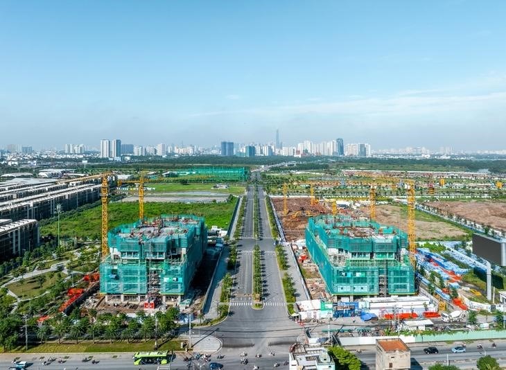 Toàn cảnh tuyến đường Liên Phường sắp thông xe, mở ra mạch giao thông chiến lược cho khu Đông - ảnh 1