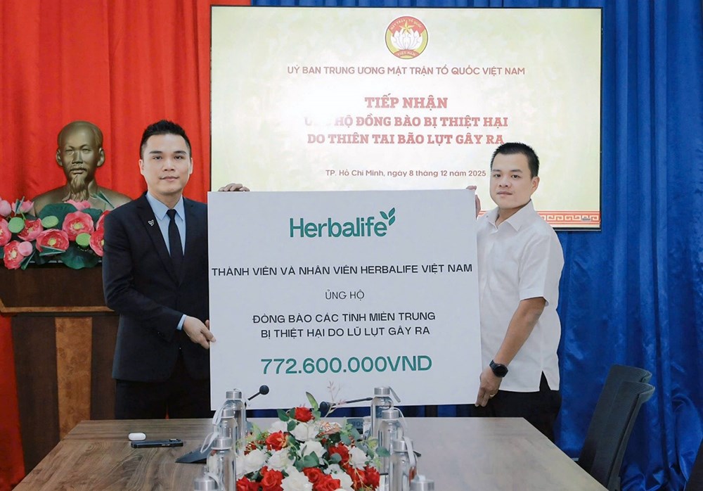 Herbalife Việt Nam tiếp tục ủng hộ đồng bào vùng bị lũ lụt - ảnh 1
