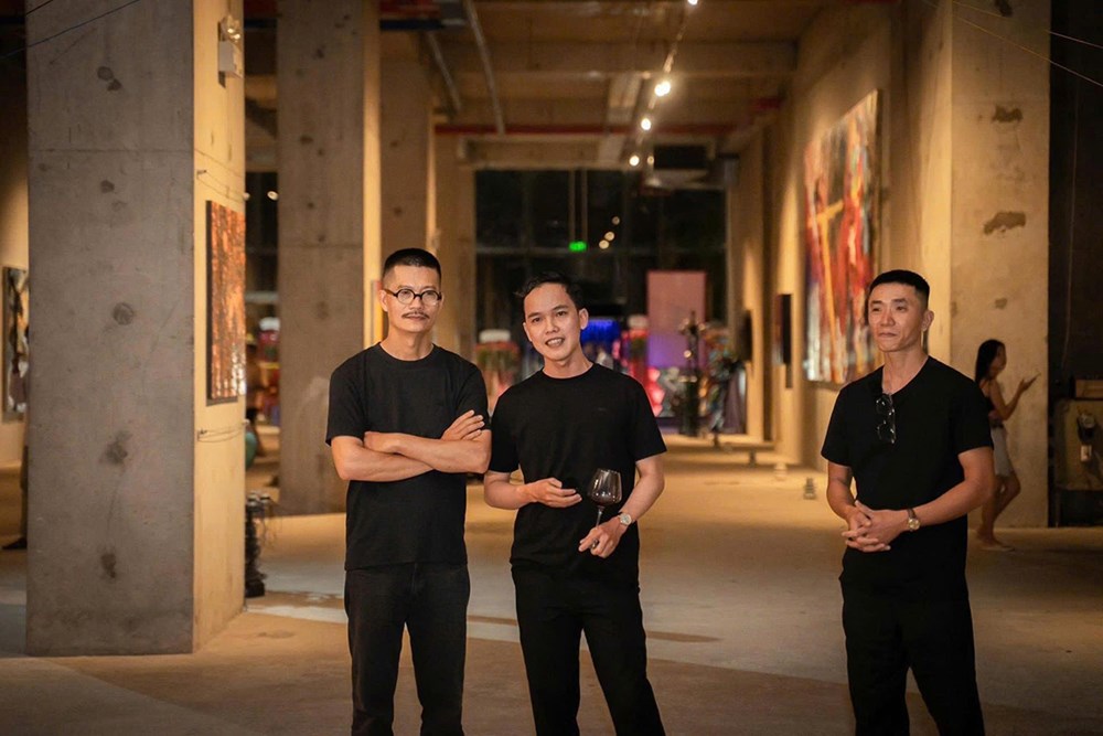 Triển lãm “Toàn Dân Tiến”: Nghệ thuật từ những câu chuyện đời sống - ảnh 1