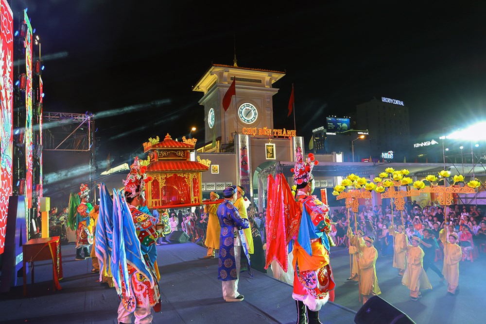 Ba nhóm “điểm nghẽn” cần tháo gỡ để TP.HCM trở thành điểm đến hàng đầu về du lịch, văn hóa - ảnh 10