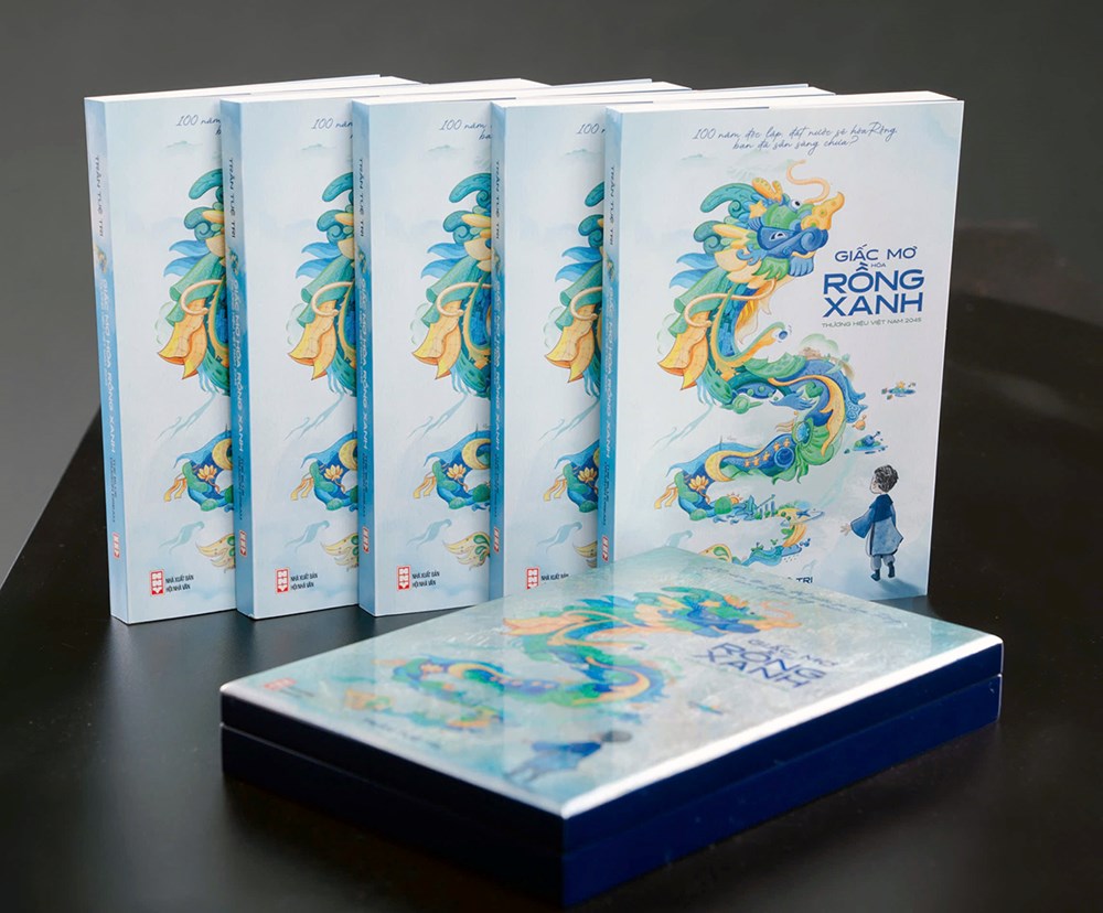 Ra mắt sách “Giấc mơ hóa Rồng Xanh – Thương hiệu Việt Nam 2045” - ảnh 1