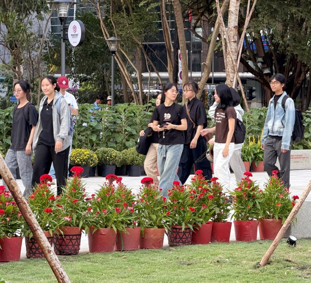 TP.HCM: “Đất vàng” bỏ trống “khoác áo” mới thành không gian văn hóa đầy sức sống - ảnh 9