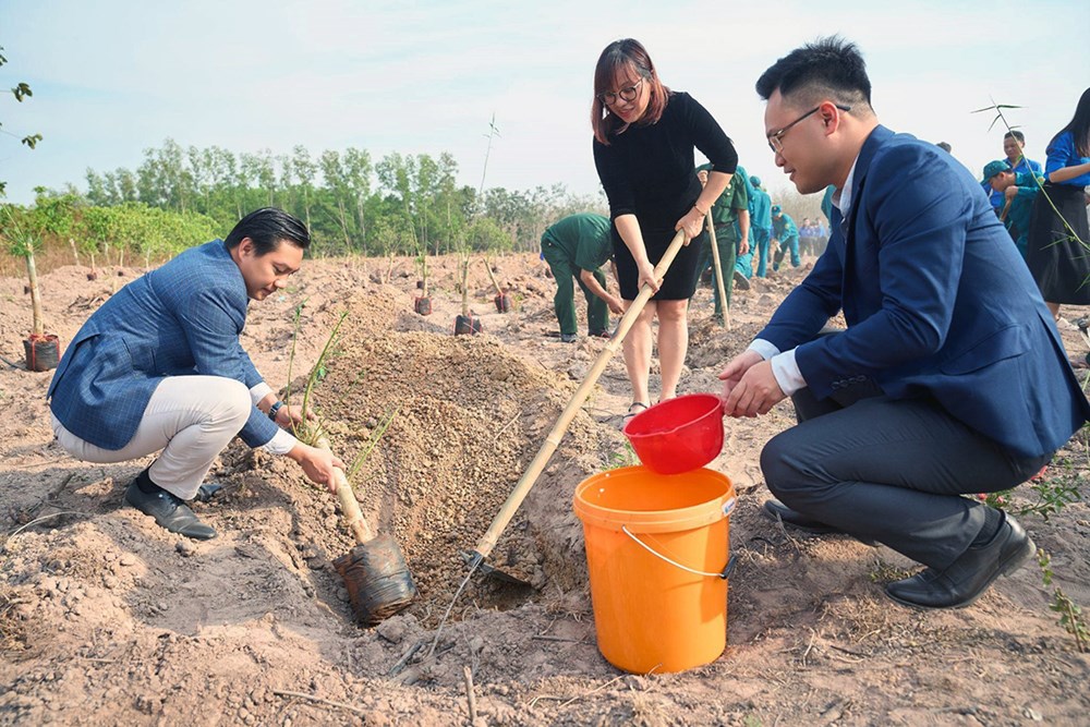 Amway Việt Nam phối hợp thực hiện công trình “Lũy tre biên giới”  - ảnh 2