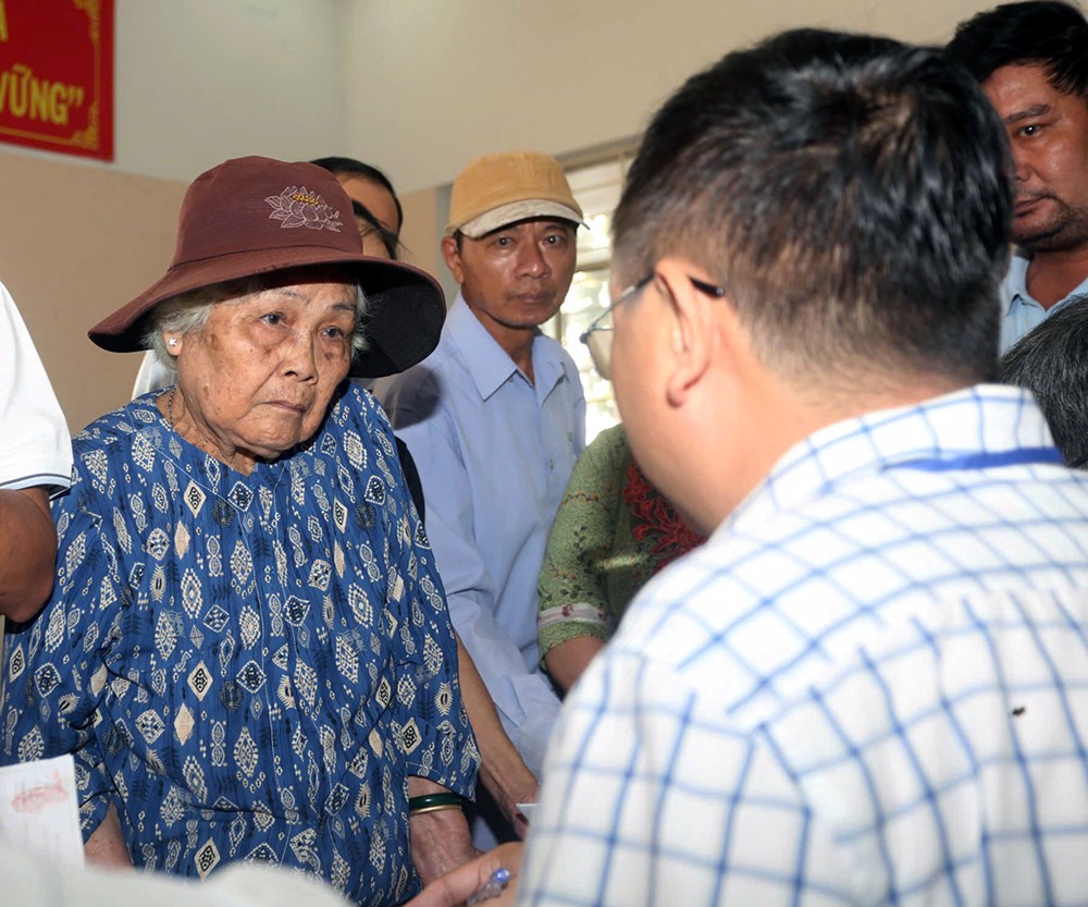 Cử tri Tây Ninh phấn khởi đi bầu cử từ sớm - ảnh 5