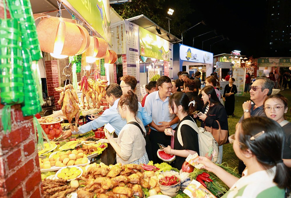 Lễ hội văn hóa ẩm thực lớn nhất Việt Nam chính thức khai hội - ảnh 2