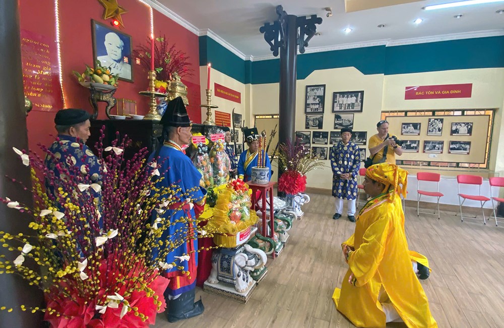 Gìn giữ giá trị văn hóa Lễ Kỳ yên đình Bình Đông - ảnh 1