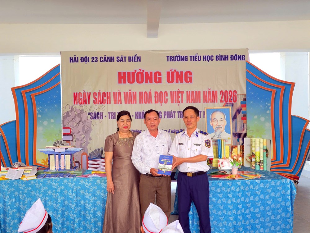 Lực lượng Cảnh sát biển lan tỏa văn hóa đọc đến cộng đồng - ảnh 2