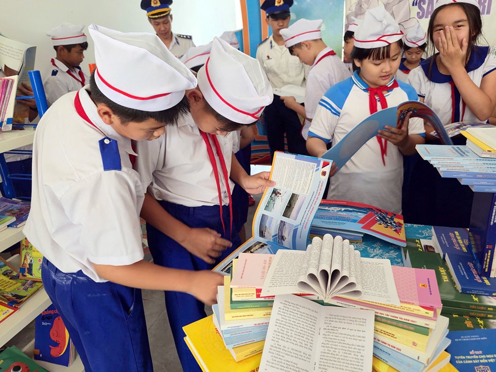 Lực lượng Cảnh sát biển lan tỏa văn hóa đọc đến cộng đồng - ảnh 4