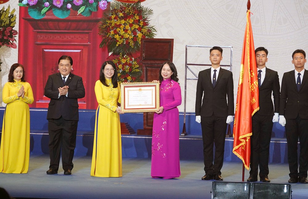 Saigontourist Group đón nhận Huân chương Lao động hạng Nhất - ảnh 1