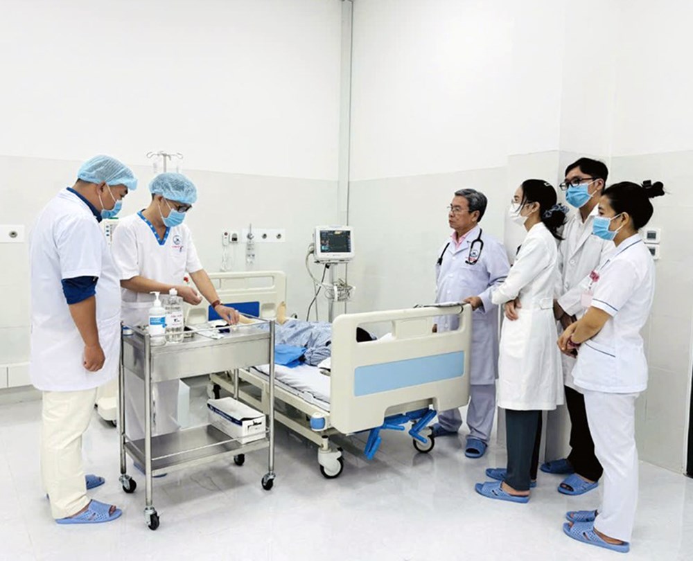 TP.HCM nâng chất y tế tuyến đầu biển đảo - ảnh 3