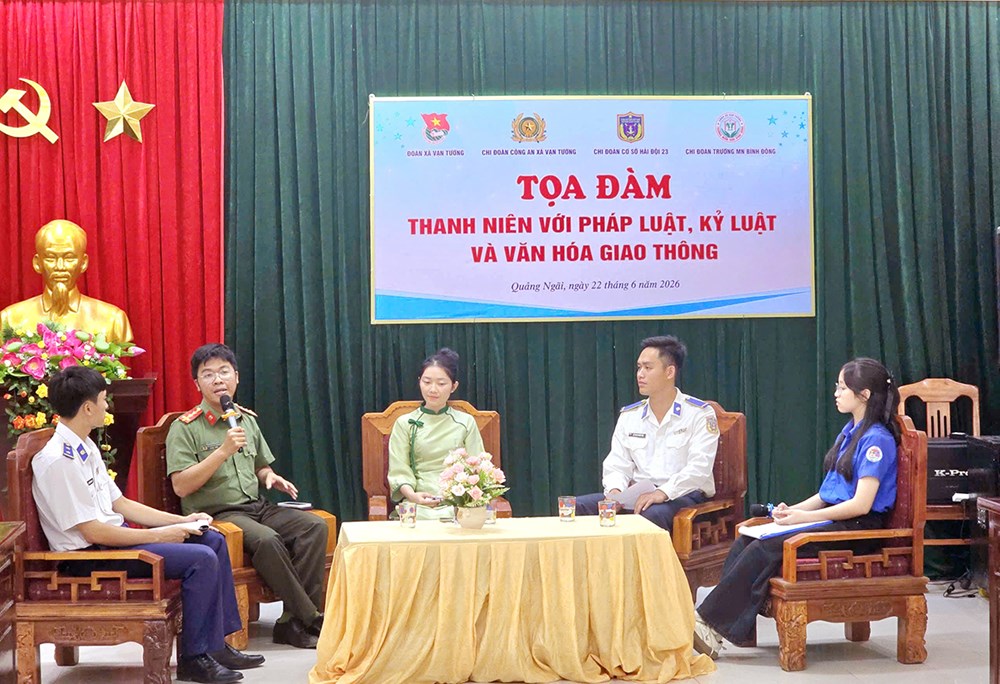 Chương trình “Cảnh sát biển đồng hành với ngư dân”  - ảnh 5