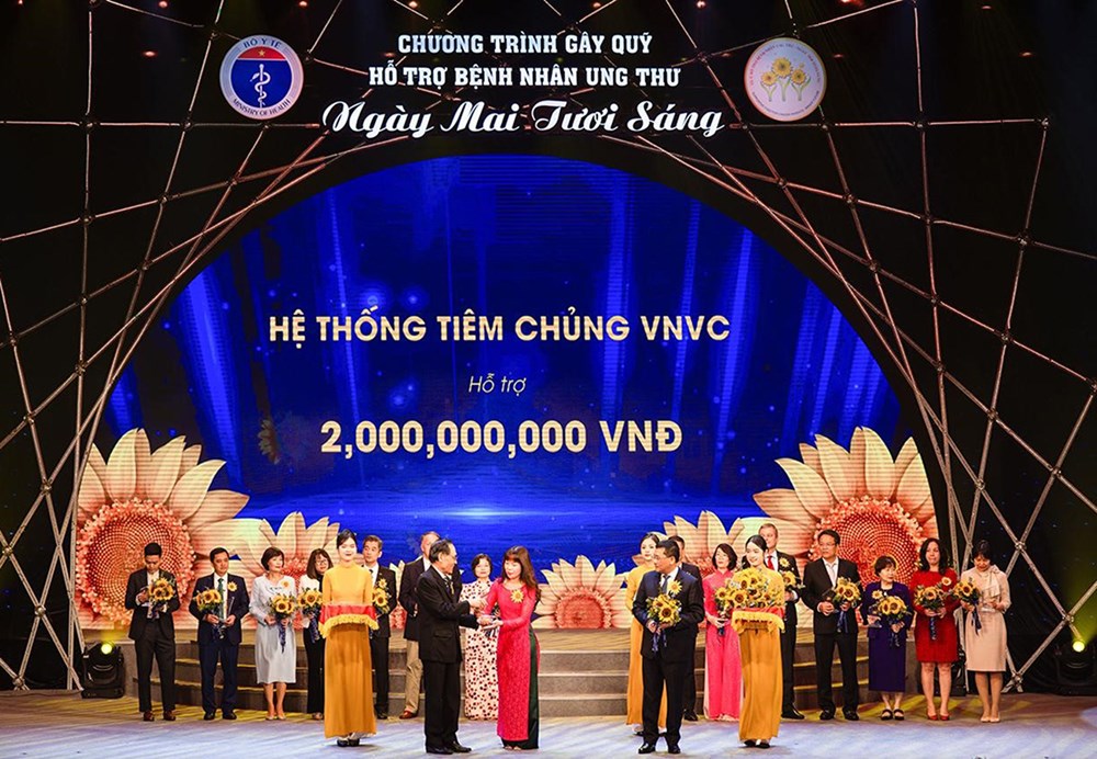 VNVC tặng 10.000 liều vắc xin cúm tri ân nhân kỷ niệm 79 năm Ngày Thương binh – Liệt sĩ 27.7 - ảnh 4