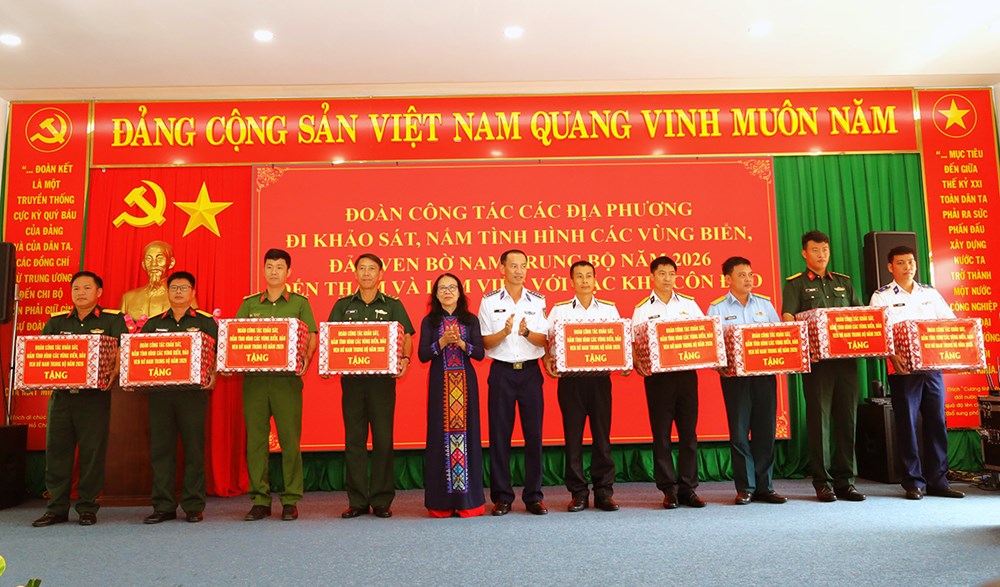 Cảnh sát biển Việt Nam nắm tình hình các vùng biển, đảo ven bờ Nam Trung Bộ - ảnh 6