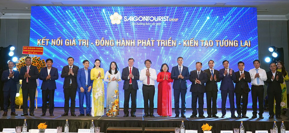 Saigontourist Group bắt tay cùng các “ông lớn” xây dựng hệ sinh thái du lịch – dịch vụ có chiều sâu - ảnh 1
