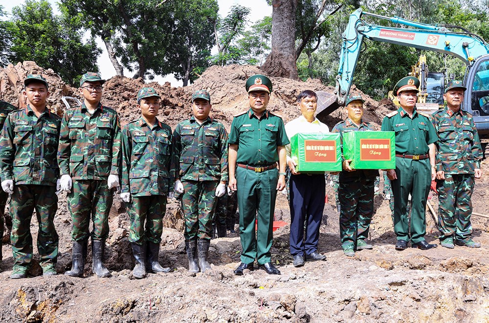 TP.HCM quy tập được 227 bộ hài cốt liệt sĩ tại Công viên Lê Thị Riêng - ảnh 3