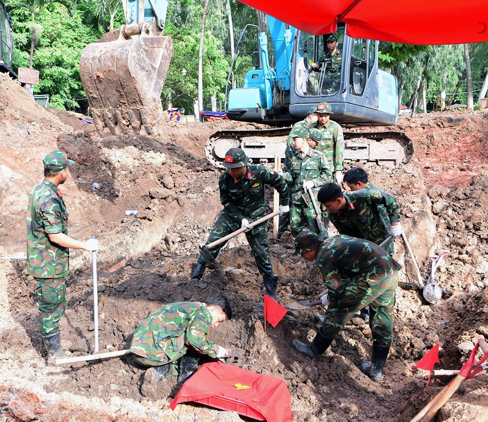 TP.HCM: Thêm 18 bộ hài cốt liệt sĩ được phát hiện tại Công viên Lê Thị Riêng - ảnh 2