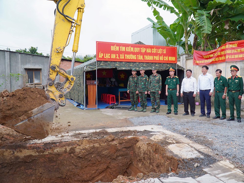 TP.HCM triển khai tìm kiếm, quy tập hài cốt liệt sĩ tại khu mộ tập thể ở ấp Lạc An 3 - ảnh 5