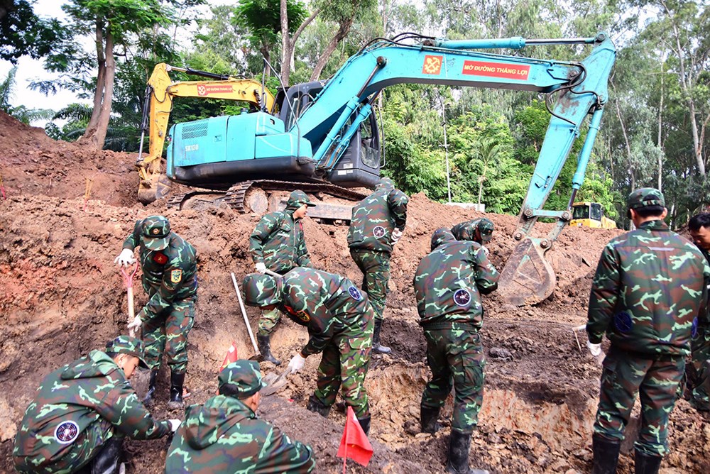 TP.HCM quy tập thêm 28 bộ hài cốt liệt sĩ trong một ngày - ảnh 6
