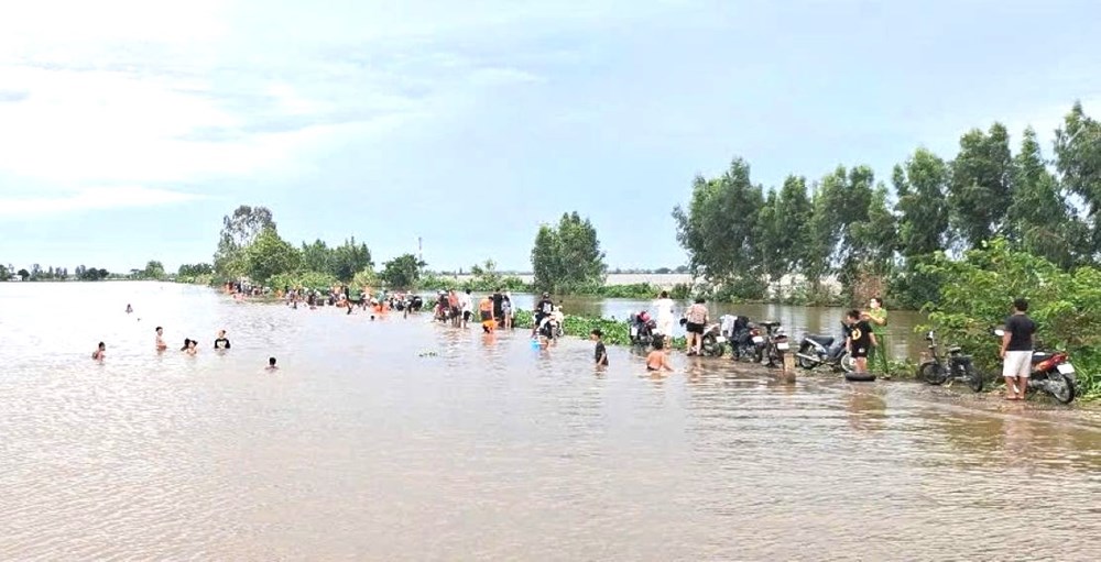 Về Đồng Tháp trải nghiệm mùa nước nổi với “Hồng Ngự - Sắc nước vùng biên” - ảnh 3