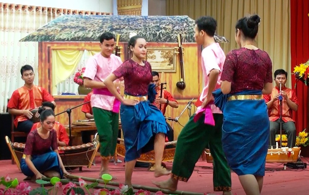 Cà Mau chăm lo đời sống đồng bào Khmer dịp Lễ Sen Dolta 2026 - ảnh 1