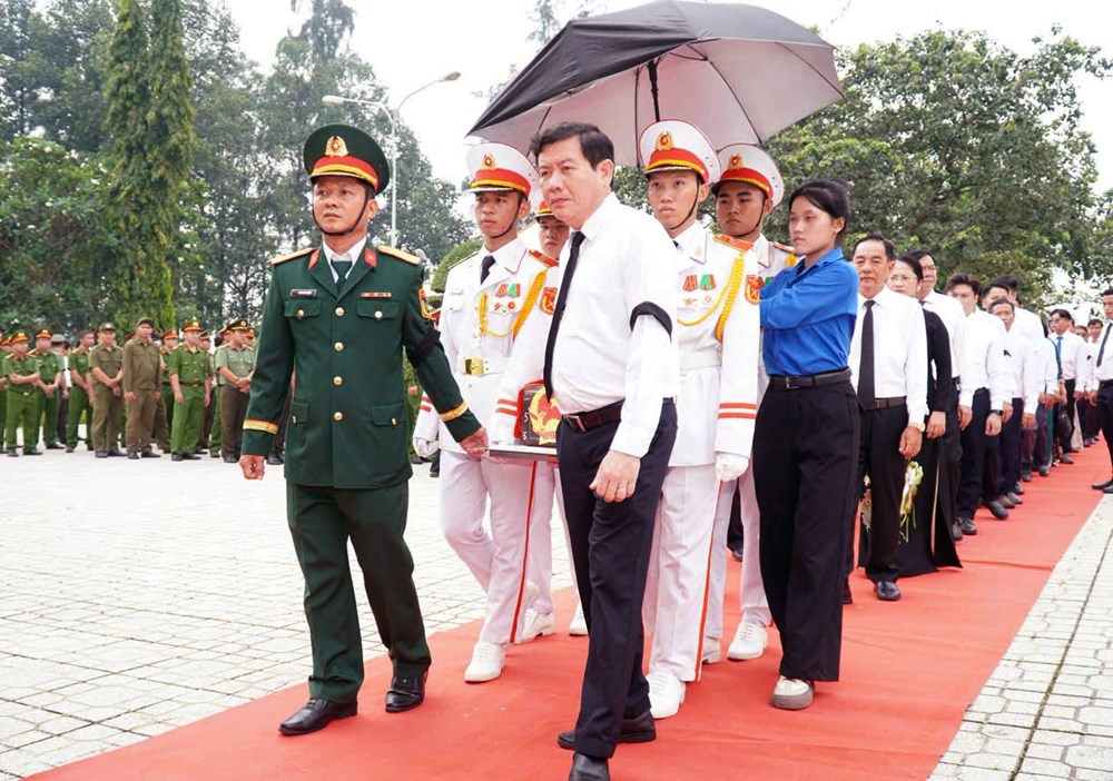 TP.HCM: Phát hiện thêm hài cốt liệt sĩ tại Công viên Lê Thị Riêng - ảnh 4