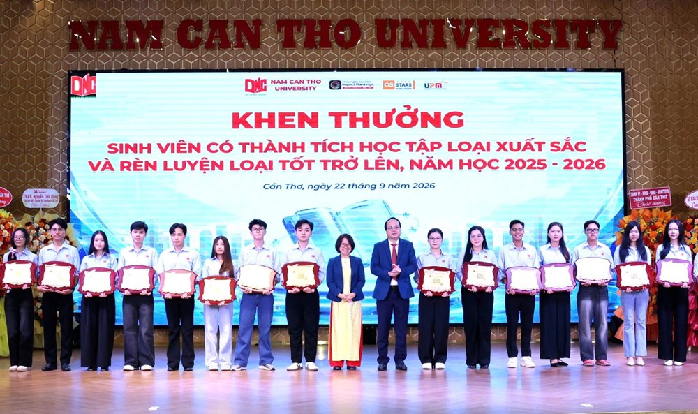 Hơn 90% sinh viên Trường ĐH Nam Cần Thơ có việc làm sau tốt nghiệp - ảnh 4