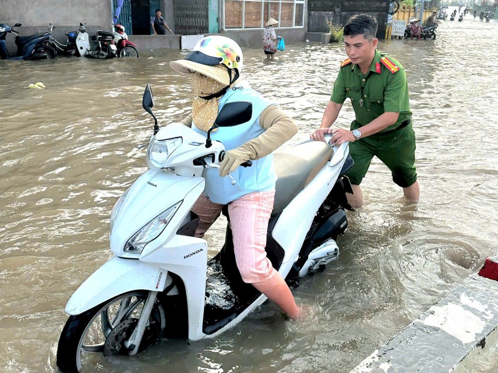 Cần Thơ: Chủ động ứng phó với triều cường cuối tháng 9 tăng cao - ảnh 2