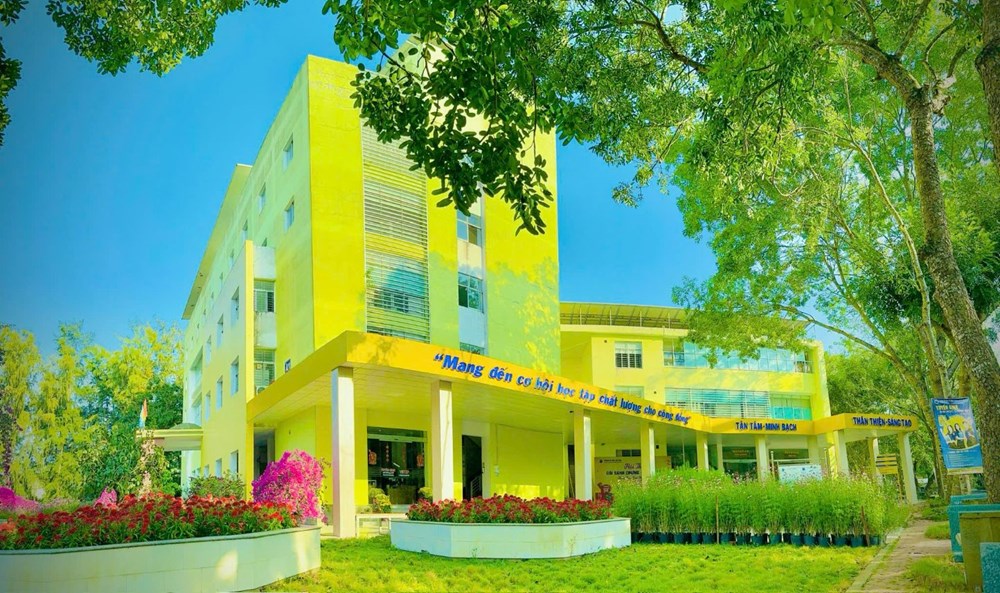 Đại học Trà Vinh duy trì Top 200 đại học xanh, phát triển bền vững trên thế giới - ảnh 1