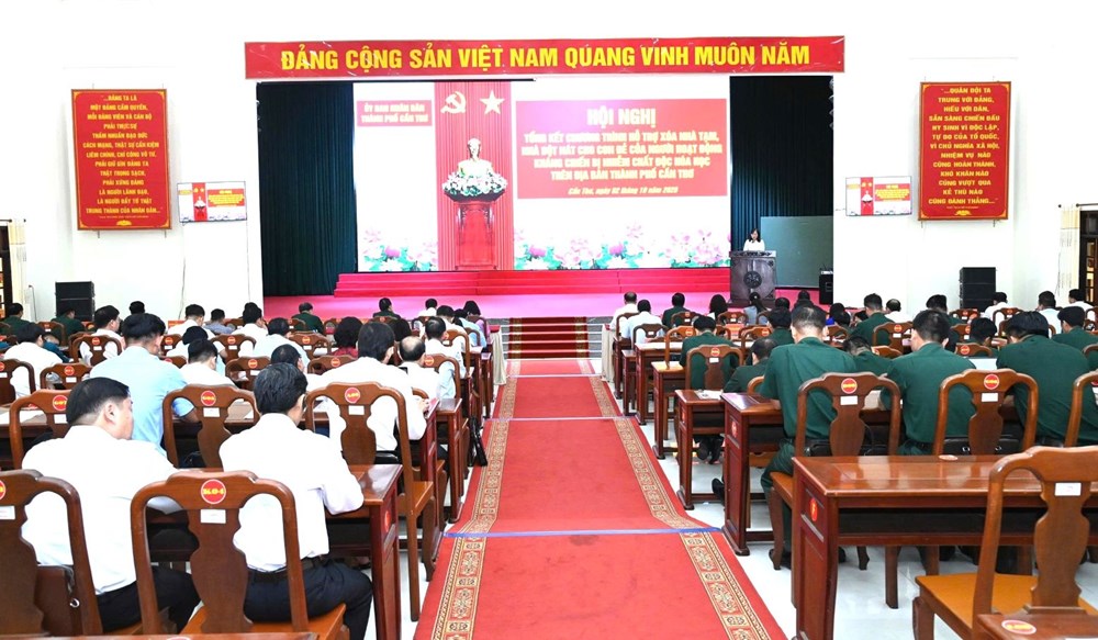 Cần Thơ hoàn thành xóa 123 nhà tạm, nhà dột nát trong 10 ngày - ảnh 1