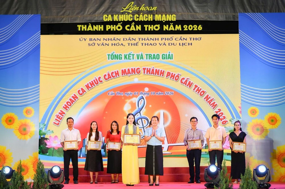 Cần Thơ: 49 tập thể, cá nhân xuất sắc được trao thưởng tại Liên hoan Ca khúc cách mạng - ảnh 4