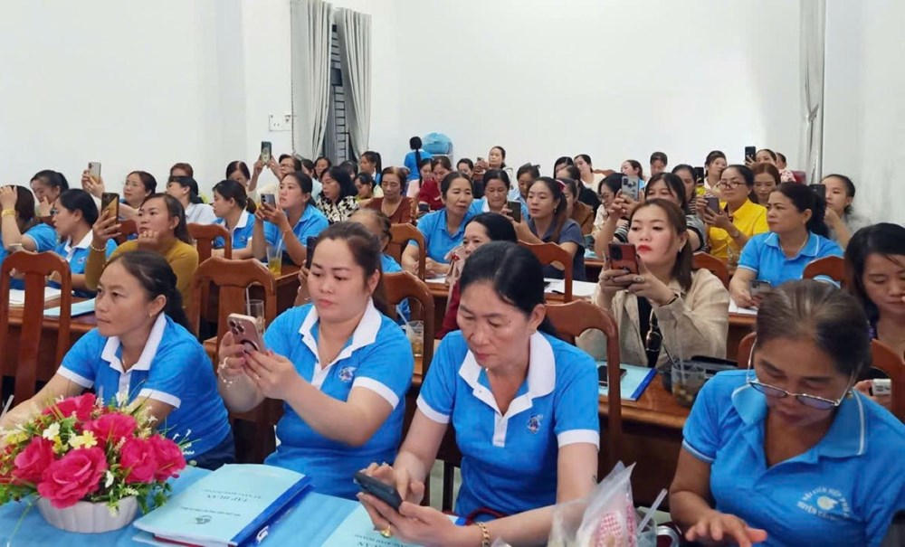 Cà Mau phấn đấu đến năm 2030 sẽ số hóa 100% dữ liệu dân số  - ảnh 1