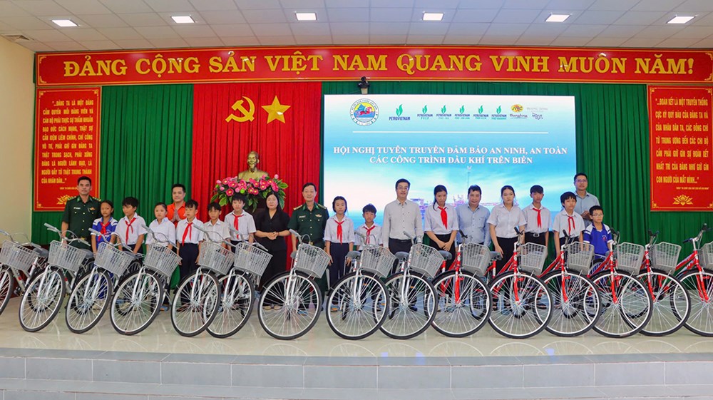 Xây dựng thế trận Biên phòng toàn dân trên biển vững chắc  - ảnh 3