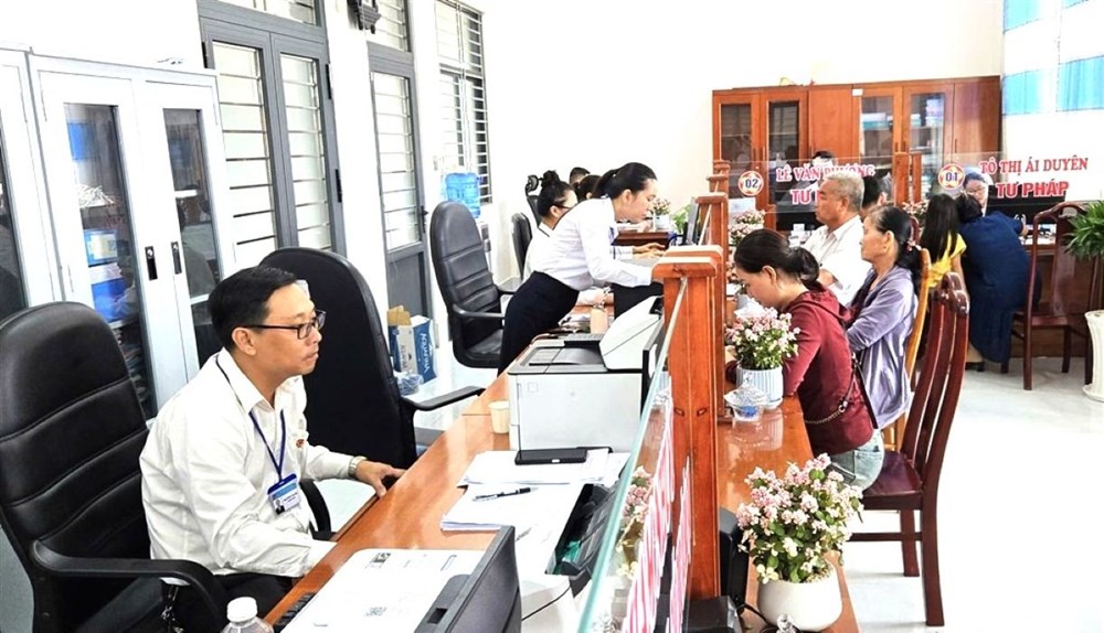 Trong tháng 10.2026, Cà Mau chi trả phụ cấp công vụ 55% cho cán bộ, công chức cấp xã  - ảnh 1