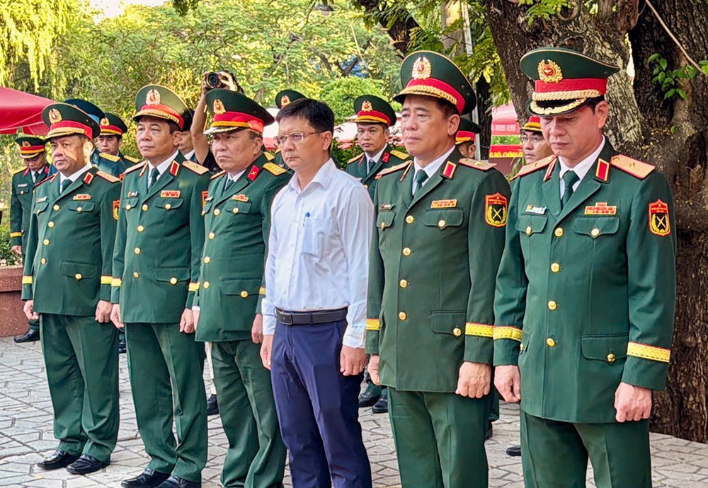 Truyền hình trực tiếp Lễ viếng, Lễ truy điệu và an táng hài cốt liệt sĩ tại TP.HCM - ảnh 1