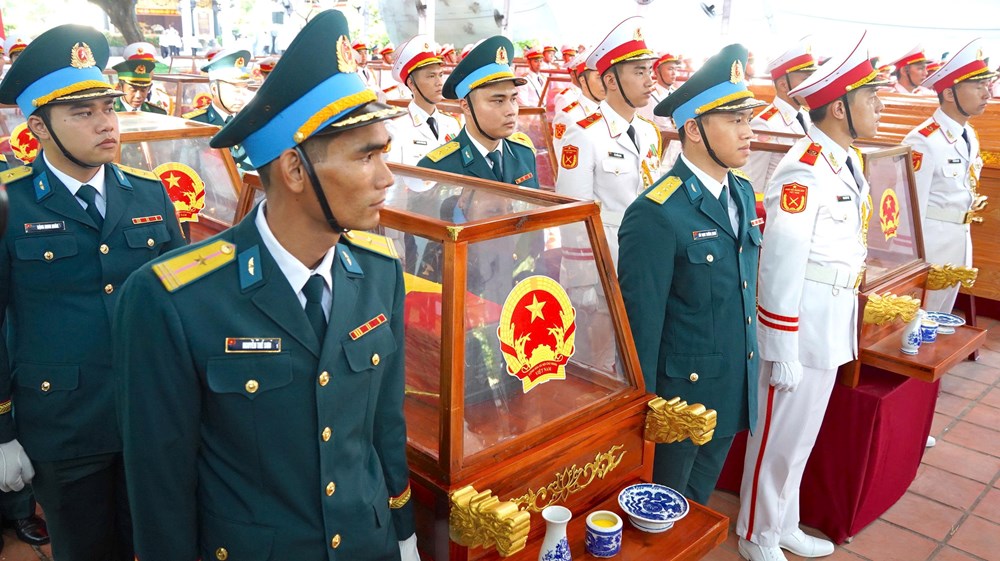 Truyền hình trực tiếp Lễ viếng, Lễ truy điệu và an táng hài cốt liệt sĩ tại TP.HCM - ảnh 5