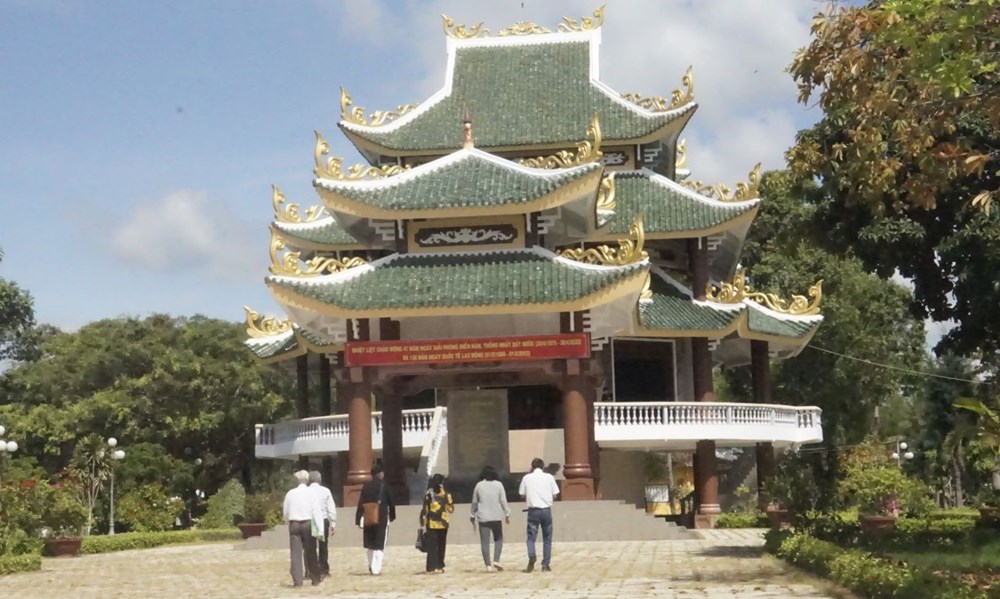 Vĩnh Long: Xây dựng khu lưu niệm Nguyễn Đình Chiểu trở thành điểm đến văn hóa đặc sắc - ảnh 4