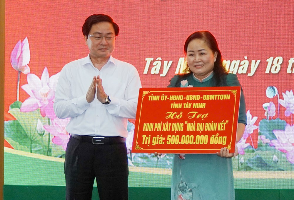 Thắm tình quân dân qua hành trình trở về Chiến khu 8 - ảnh 3
