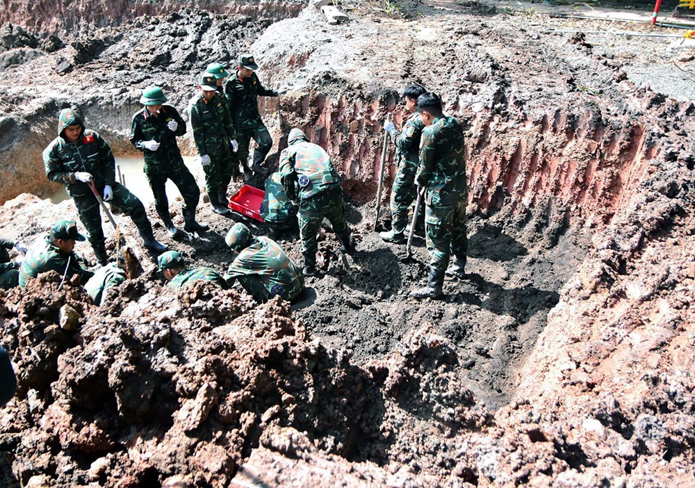 Quy tập thêm 11 hài cốt liệt sĩ tại Công viên Lê Thị Riêng  - ảnh 1