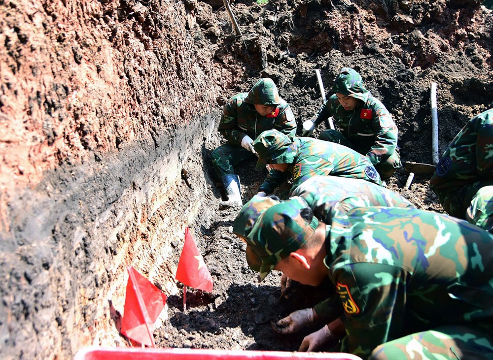 Quy tập được thêm 69 hài cốt liệt sĩ tại Công viên Lê Thị Riêng - ảnh 4