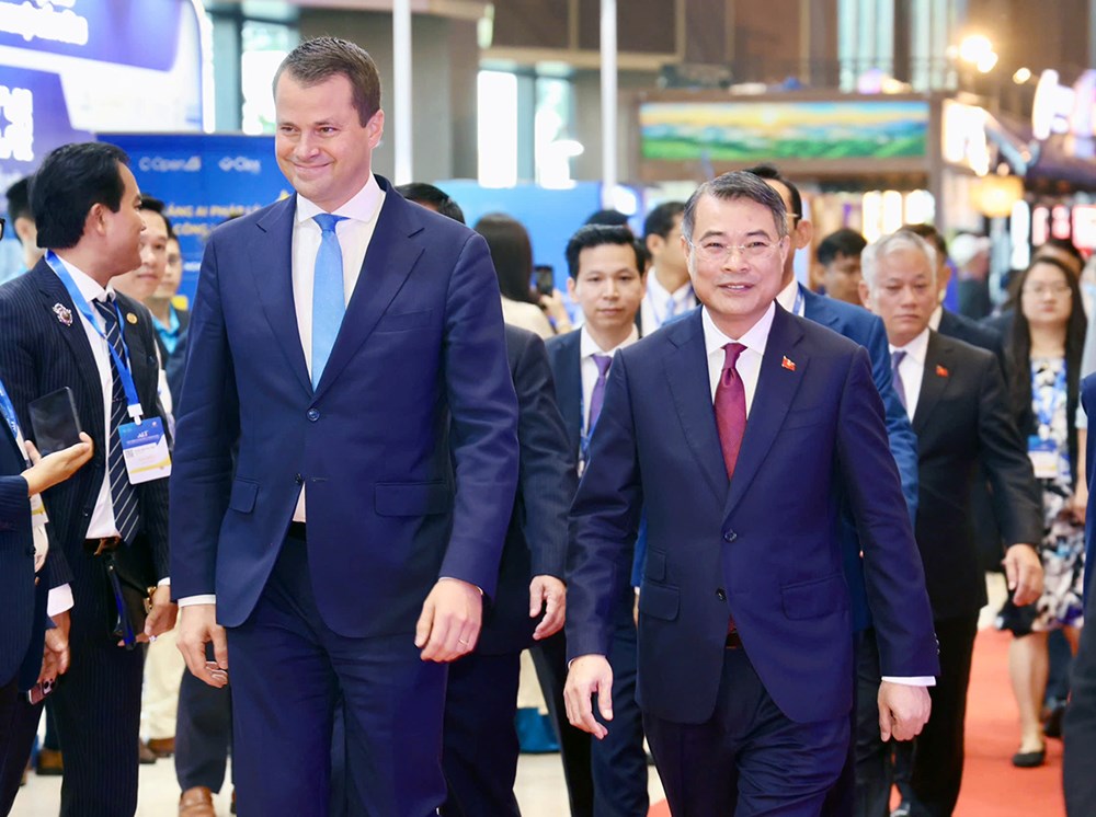 Thủ tướng Chính phủ Lê Minh Hưng dự Phiên toàn thể cấp cao Diễn đàn Kinh tế Mùa thu 2026 - ảnh 3