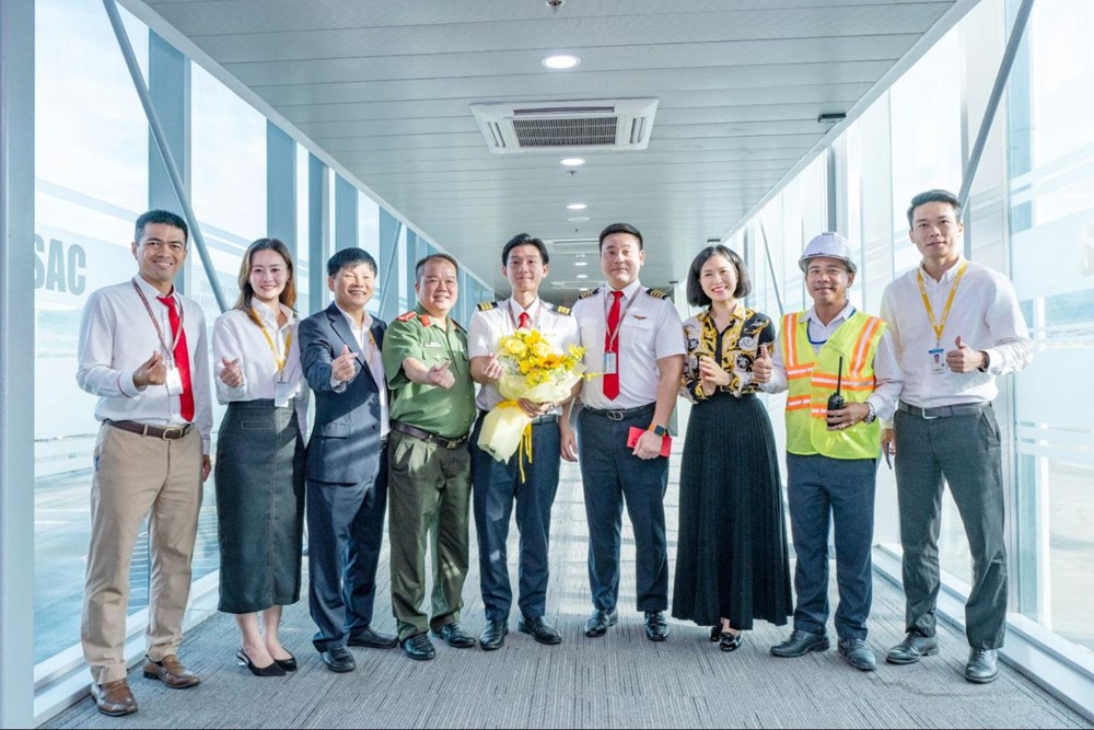 Đường băng 3.300m tại Phú Quốc đón chuyến bay đầu tiên sau 8 tháng thi công thần tốc - ảnh 2