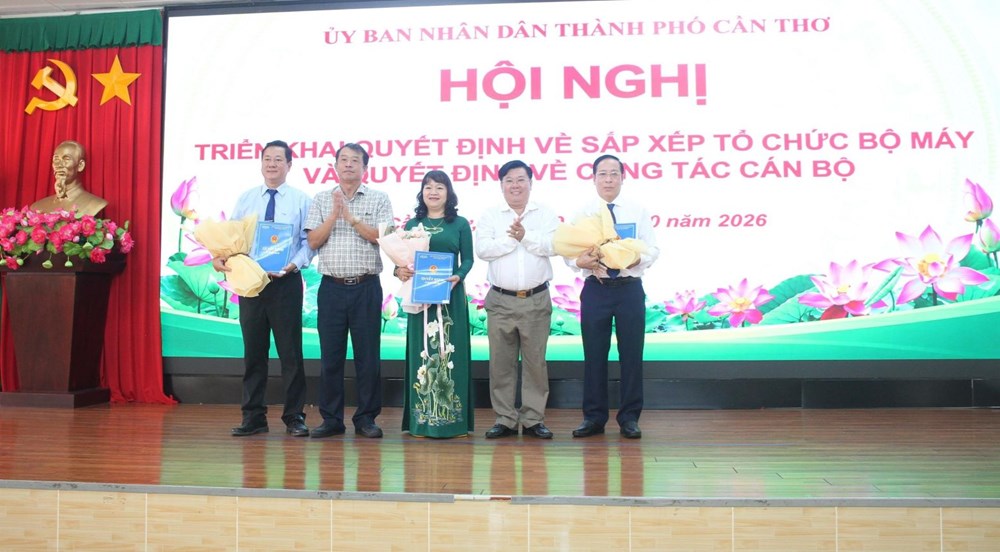 Cần Thơ công bố quyết định sáp nhập các trường cao đẳng - ảnh 2