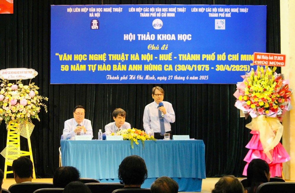 Hội thảo kết nối văn nghệ sĩ ba miền - ảnh 3