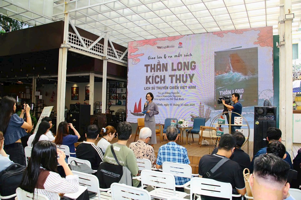 Giao lưu và ra mắt sách “Thần long kích thuỷ - Lịch sử thuyền chiến Việt Nam” - ảnh 2