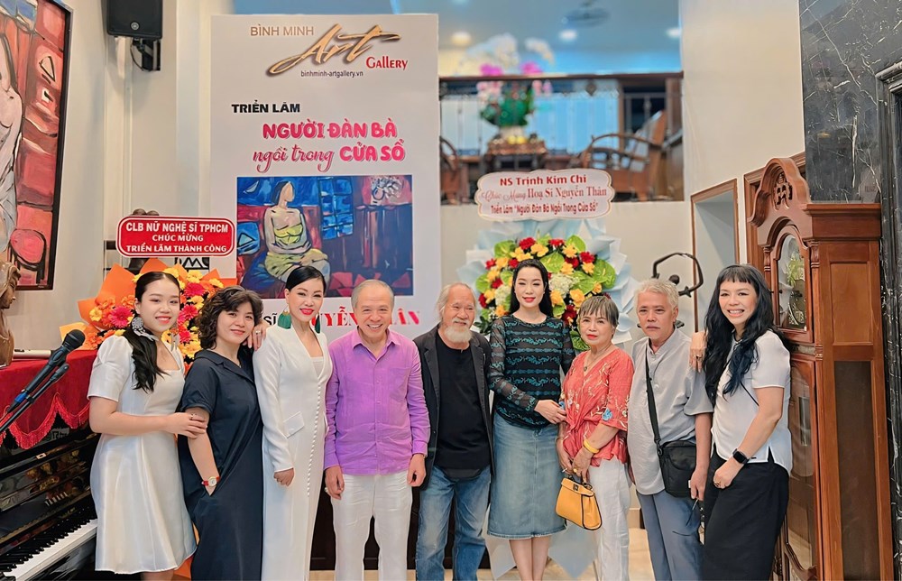 Họa sĩ Nguyễn Thân trở lại với “Người đàn bà ngồi trong cửa sổ” - ảnh 2