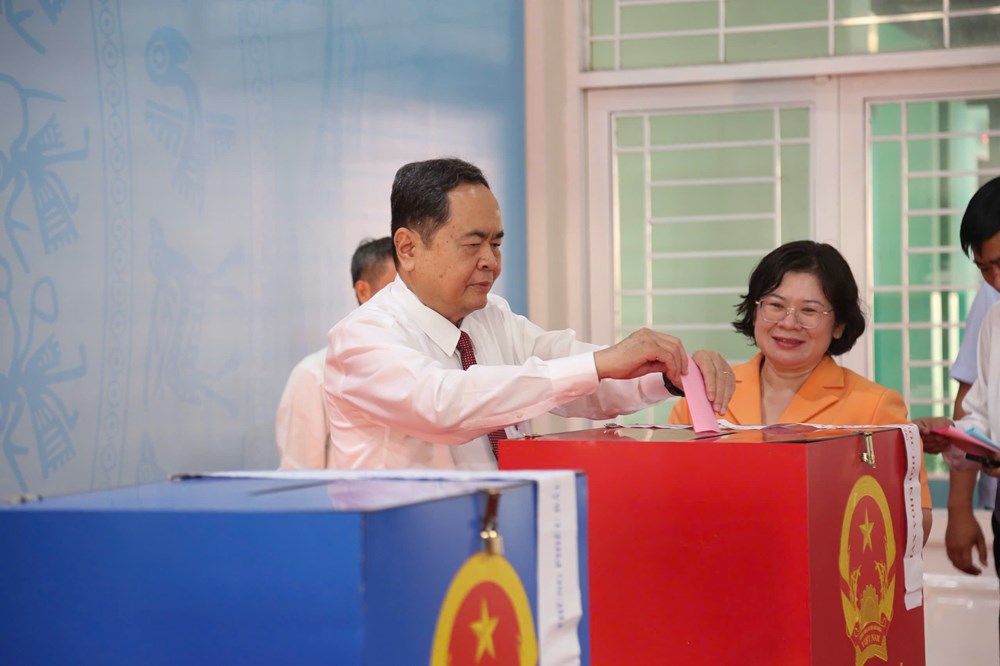 Gần 9,7 triệu cử tri TP.HCM nô nức đi bỏ phiếu - ảnh 3